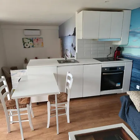 Loft Garden Sea Apartment *