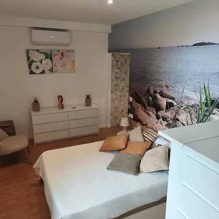 Loft Garden Sea Apartment Roses